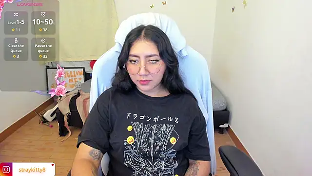 LoveLyy- online show from 10/12/25, 03:49