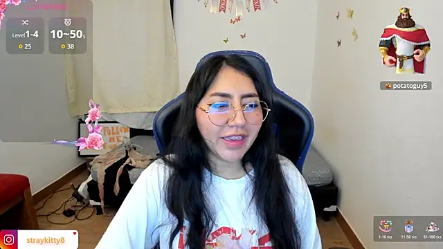 LoveLyy- online show from 11/28/25, 04:42