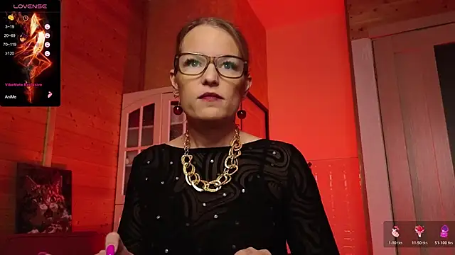 Snapshot of Lady_Shine chatting on 01/10/26, 05:48 Lady Shine online show from 01/10/26, 05:48