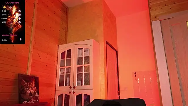 Snapshot of Lady_Shine chatting on 01/14/26, 04:45 Lady Shine online show from 01/14/26, 04:45