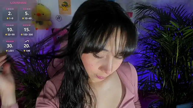 Snapshot of aiko_o0 chatting on 12/19/25, 09:55 aiko o0 online show from 12/19/25, 09:55