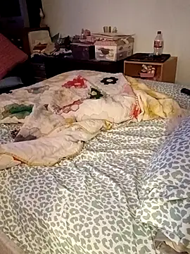 Lauren2012ss online show from 12/01/25, 07:35