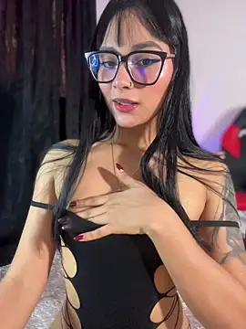 AlannaDollx online show from 11/10/25, 01:54