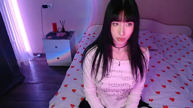 NaemiiBlush online show from 11/23/25, 04:18