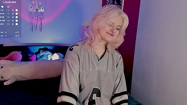 bixxxiz online show from 10/19/25, 11:11