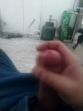 Snapshot of Jamasssss chatting on 10/25/25, 01:07 Jamasssss online show from 10/25/25, 01:07