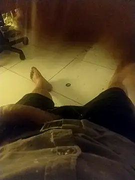 Snapshot of Jamasssss chatting on 11/02/25, 01:41 Jamasssss online show from 11/02/25, 01:41