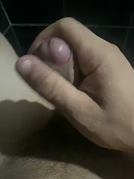 josezinho121314 online show from 02/18/26, 11:33