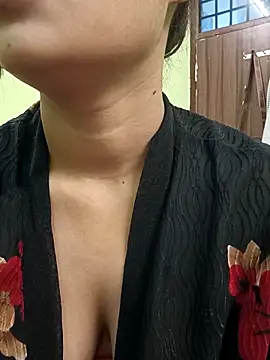 Beautiful Eye online show from 12/21/25, 07:59