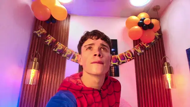 Snapshot of JackFrosst chatting on 10/16/25, 12:50 JackFrosst online show from 10/16/25, 12:50