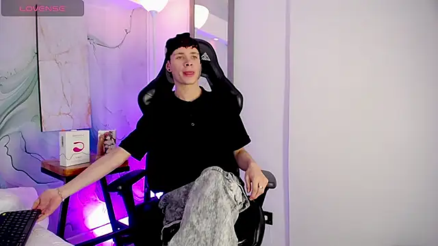 Snapshot of JackFrosst chatting on 03/09/26, 12:09 JackFrosst online show from 03/09/26, 12:09