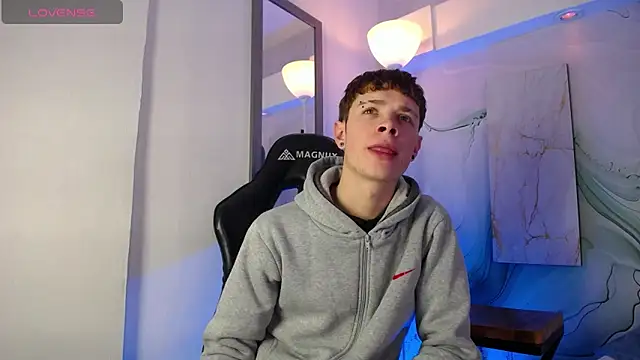 Snapshot of JackFrosst chatting on 03/10/26, 12:54 JackFrosst online show from 03/10/26, 12:54