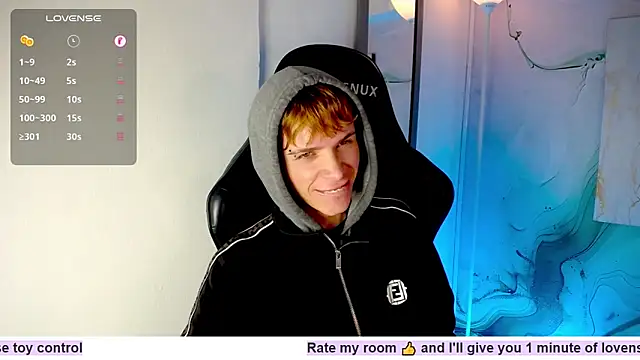 Snapshot of JackFrosst chatting on 04/10/26, 12:43 JackFrosst online show from 04/10/26, 12:43