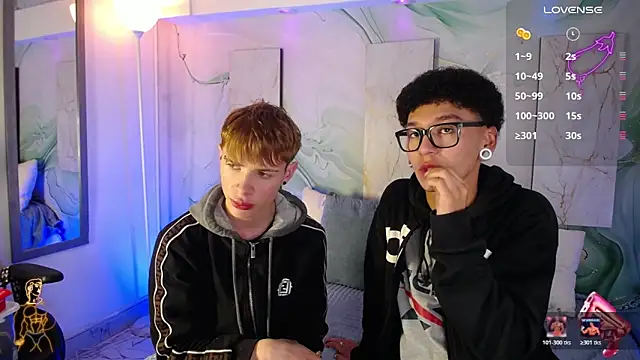 Snapshot of JackFrosst chatting on 04/11/26, 12:42 JackFrosst online show from 04/11/26, 12:42