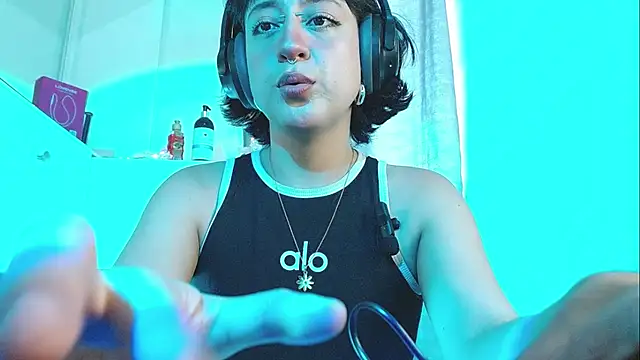 zora blue777 online show from 10/18/25, 09:37