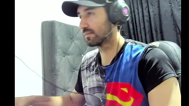 coolfriki online show from 10/27/25, 03:21