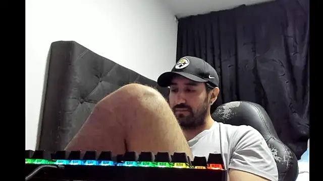 coolfriki online show from 12/21/25, 03:57