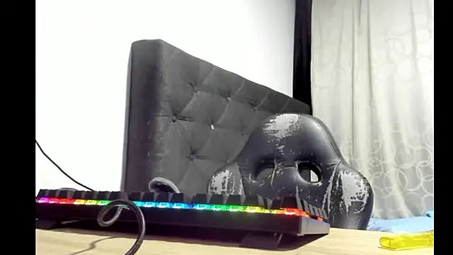 coolfriki online show from 03/07/26, 09:17