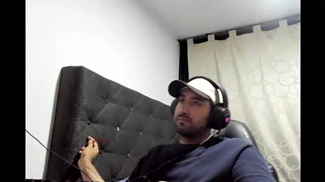 coolfriki online show from 04/06/26, 04:46