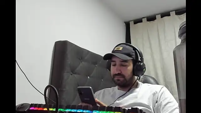 coolfriki online show from 04/14/26, 05:13