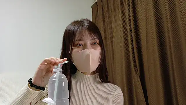 Snapshot of mio_k1 chatting on 10/14/25, 07:09 mio k1 online show from 10/14/25, 07:09