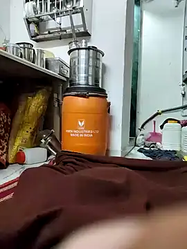 deepti 07 online show from 10/29/25, 09:11