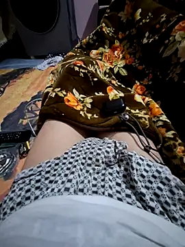 Snapshot of Mert2334 chatting on 12/22/25, 12:29 Mert2334 online show from 12/22/25, 12:29