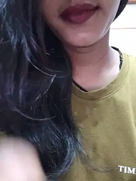 Snapshot of anjali2351 chatting on 05/17/26, 10:44 anjali2351 online show from 05/17/26, 10:44