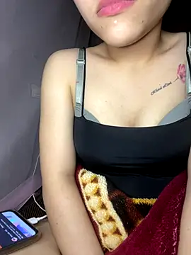 Snapshot of Lyly69699 chatting on 11/01/25, 06:59 Lyly69699 online show from 11/01/25, 06:59