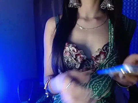 Snapshot of Roiseeee chatting on 02/20/26, 06:26 Roiseeee online show from 02/20/26, 06:26