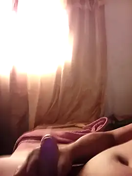 Snapshot of Cay3 chatting on 11/06/25, 02:29 Cay3 online show from 11/06/25, 02:29