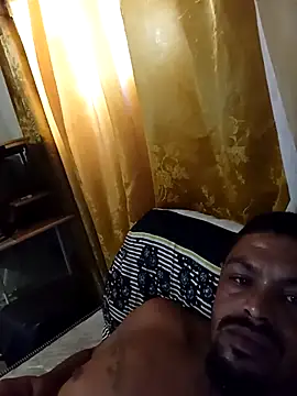 Snapshot of Cay3 chatting on 11/09/25, 10:02 Cay3 online show from 11/09/25, 10:02