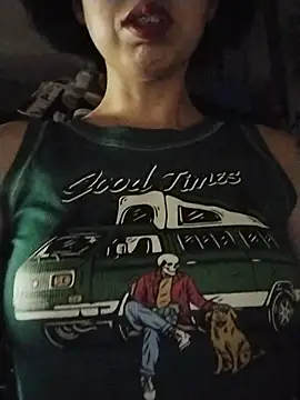 Lollysmile26 online show from 10/31/25, 11:22