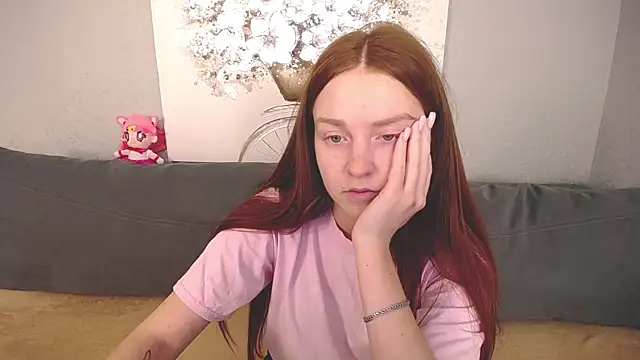 Evarey  online show from 10/18/25, 11:11