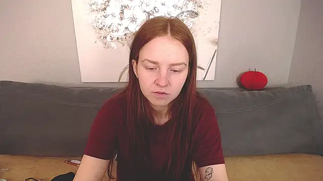 Evarey  online show from 10/23/25, 04:34