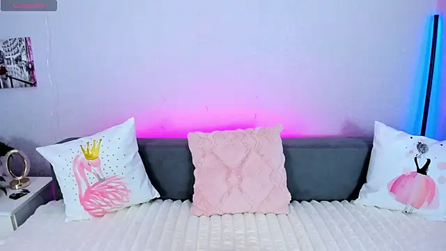 Evarey  online show from 01/08/26, 06:26