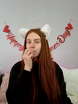 Evarey  online show from 02/09/26, 06:50