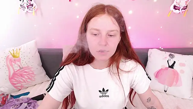 Evarey  online show from 06/11/26, 05:05