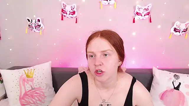 Evarey  online show from 06/18/26, 04:13