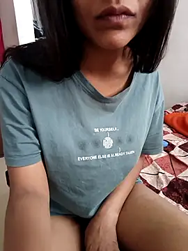 anshika0124 online show from 04/10/26, 06:29