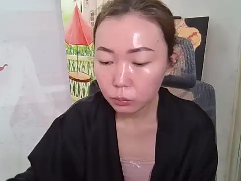 Snapshot of Ysolena chatting on 02/22/26, 12:23 Ysolena online show from 02/22/26, 12:23