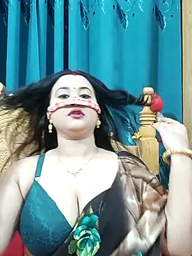 Beauty Queen Soniya online show from 03/11/26, 05:08