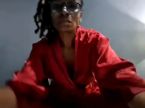 Snapshot of NaughtyCouga chatting on 04/25/26, 04:48 NaughtyCouga online show from 04/25/26, 04:48