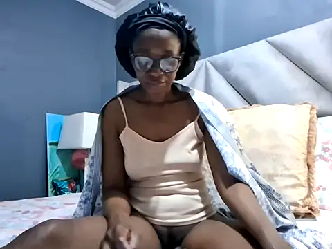 Snapshot of NaughtyCouga chatting on 05/09/26, 02:17 NaughtyCouga online show from 05/09/26, 02:17