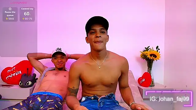 Snapshot of thomas_elg chatting on 10/15/25, 04:23 thomas elg online show from 10/15/25, 04:23