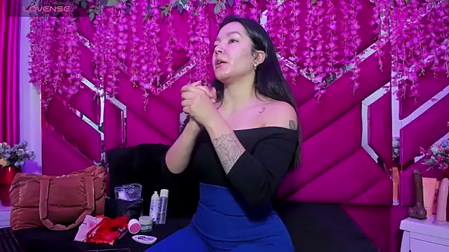 Gisell Squirt  online show from 04/07/26, 01:11