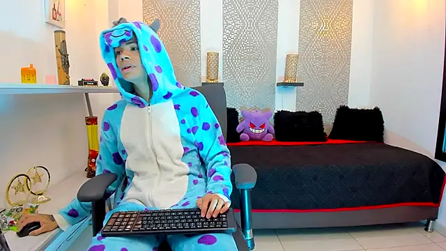 JacobBlackwell  online show from 11/05/25, 07:25