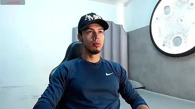 Snapshot of Rurik_Jones chatting on 10/29/25, 11:45 Rurik Jones online show from 10/29/25, 11:45