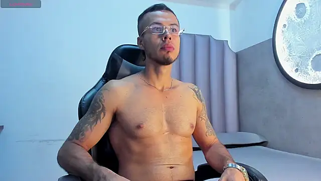 Snapshot of Rurik_Jones chatting on 11/04/25, 12:15 Rurik Jones online show from 11/04/25, 12:15