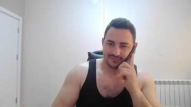 Snapshot of mastermute chatting on 05/17/26, 06:22 mastermute online show from 05/17/26, 06:22